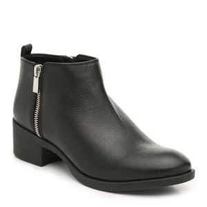 Kenneth Cole Black Leather Ankle Boot